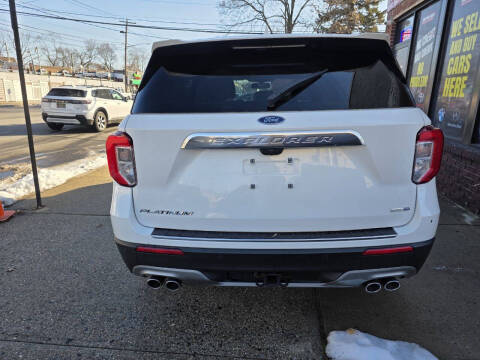 2020 Ford Explorer Platinum