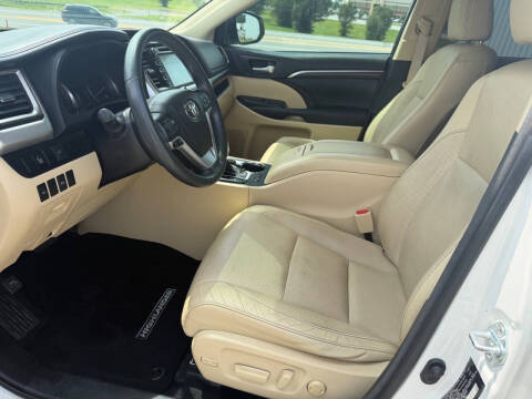 2016 Toyota Highlander Limited