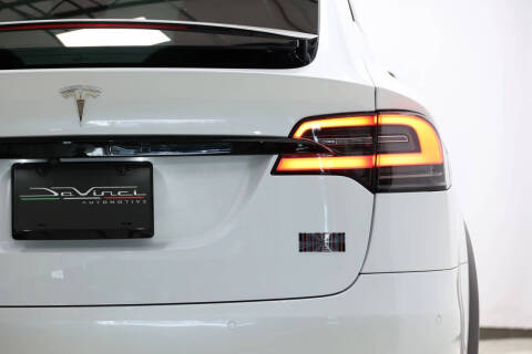 2022 Tesla Model X Plaid