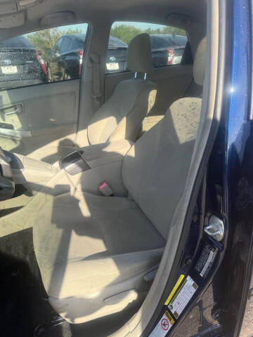 2013 Toyota Prius Two