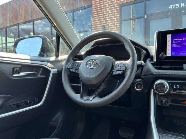 2023 Toyota RAV4 Hybrid XLE