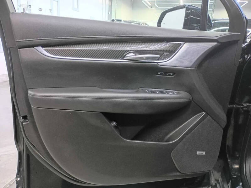 2023 Cadillac XT6 Sport