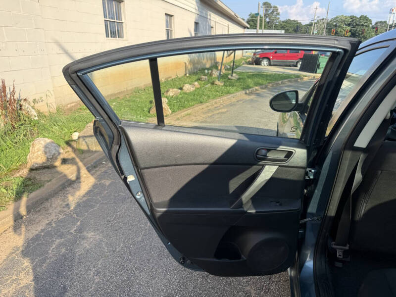 2011 Mazda MAZDA3 i Sport