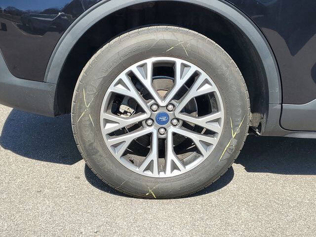 2021 Ford Escape SEL