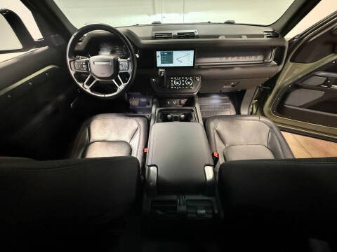 2024 Land Rover Defender 90 P400 X-Dynamic SE