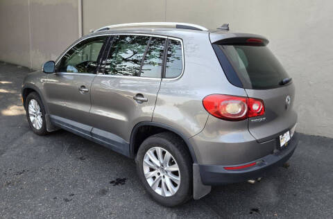 2009 Volkswagen Tiguan S