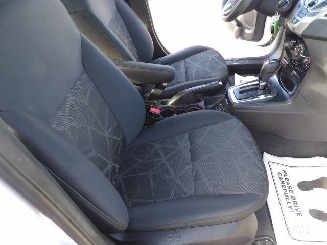 2012 Ford Fiesta SES