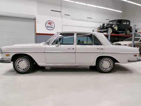 1971 Mercedes-Benz 280-Class