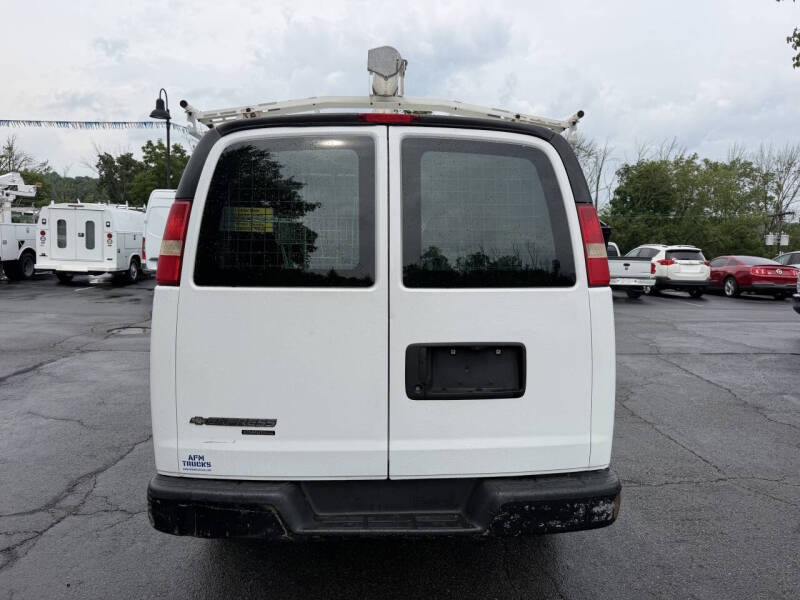 2011 Chevrolet Express 2500