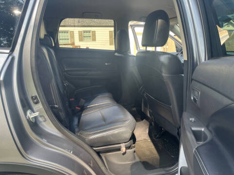2019 Mitsubishi Outlander SEL