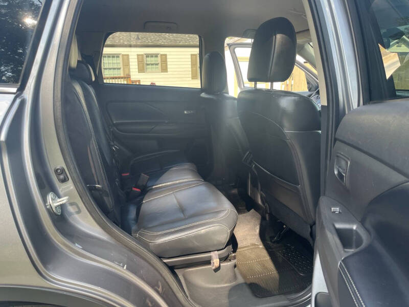 2019 Mitsubishi Outlander SEL