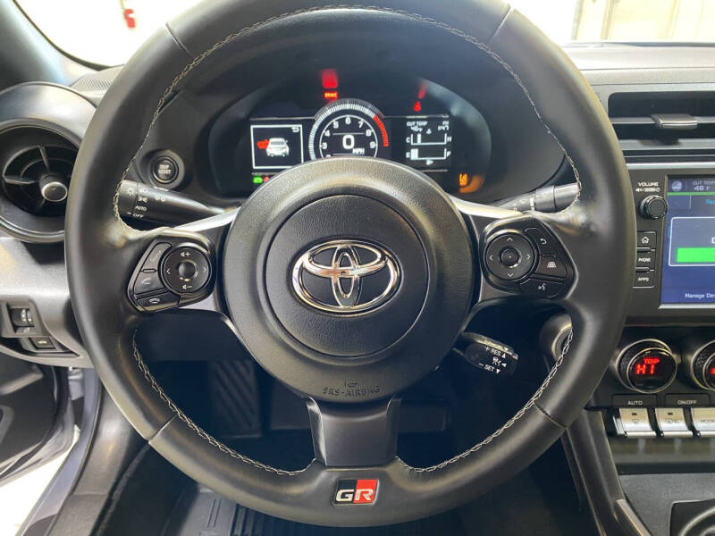 2025 Toyota GR86 Premium