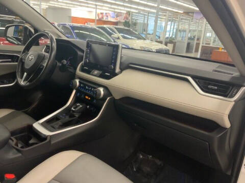 2020 Toyota RAV4 Limited