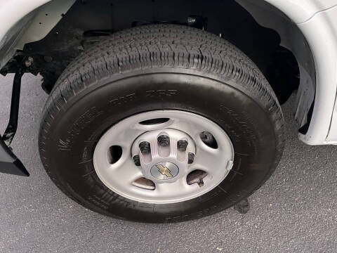 2024 Chevrolet Express 2500