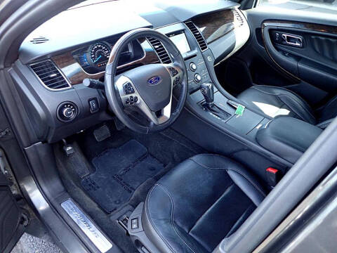 2016 Ford Taurus Limited