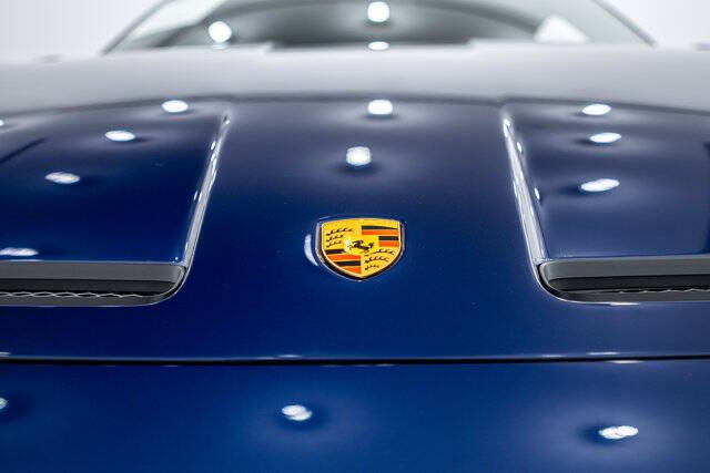 2024 Porsche 911 S/T