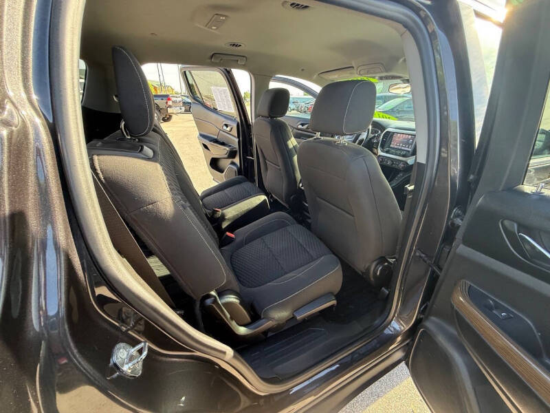2019 GMC Acadia SLE-2