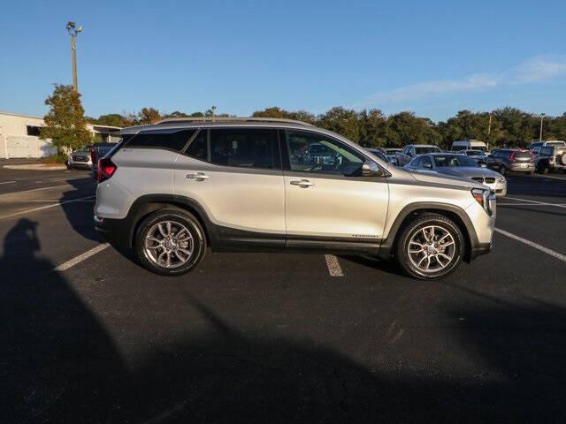 2022 GMC Terrain SLT