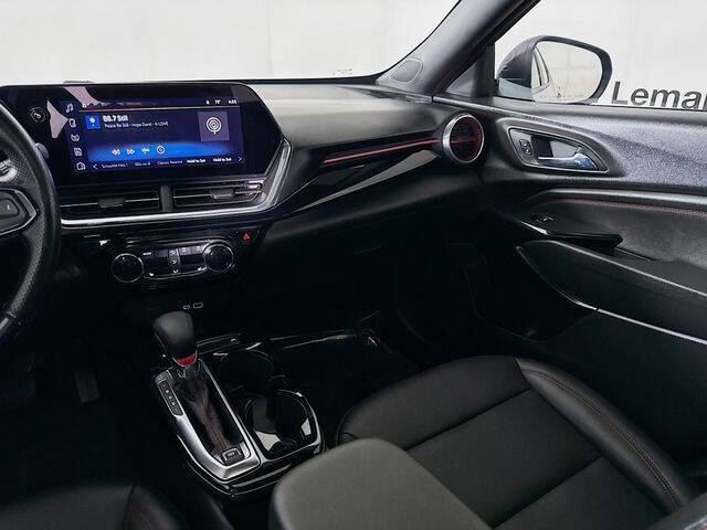 2025 Chevrolet Trax RS
