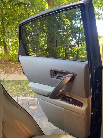 2005 Infiniti FX35