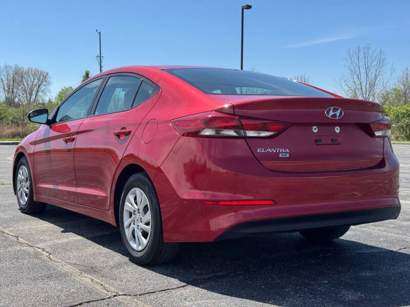 2018 Hyundai Elantra SE