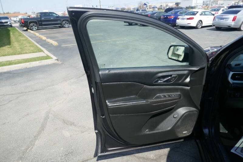 2017 GMC Acadia SLT-1