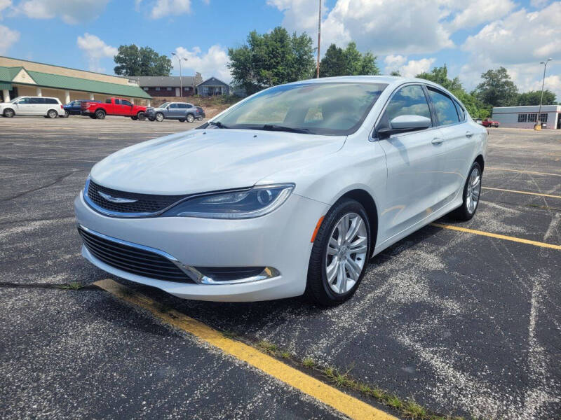 2015 Chrysler 200 Limited's photo