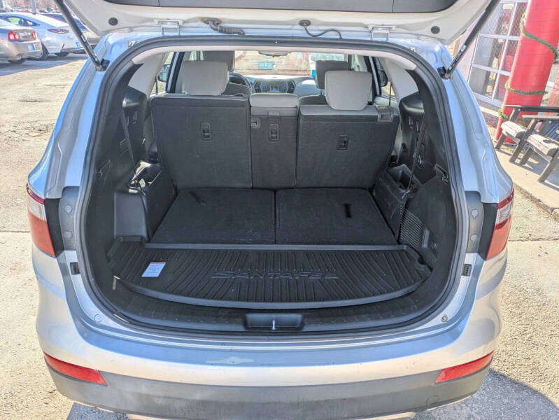 2016 Hyundai Santa Fe SE