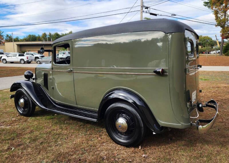 1935 Chevrolet Deluxe