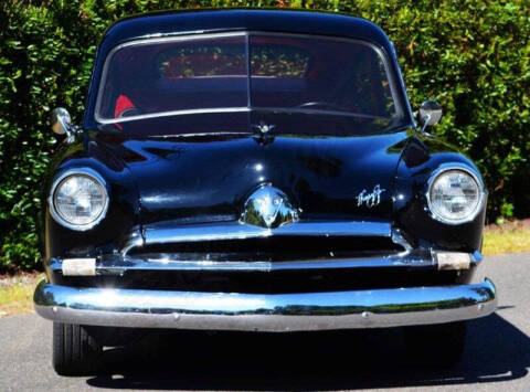 1953 Kaiser Henry J