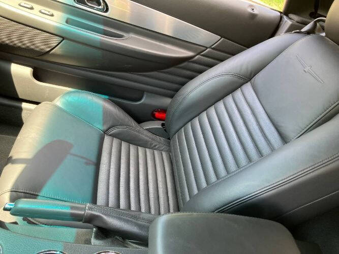 2002 Ford Thunderbird