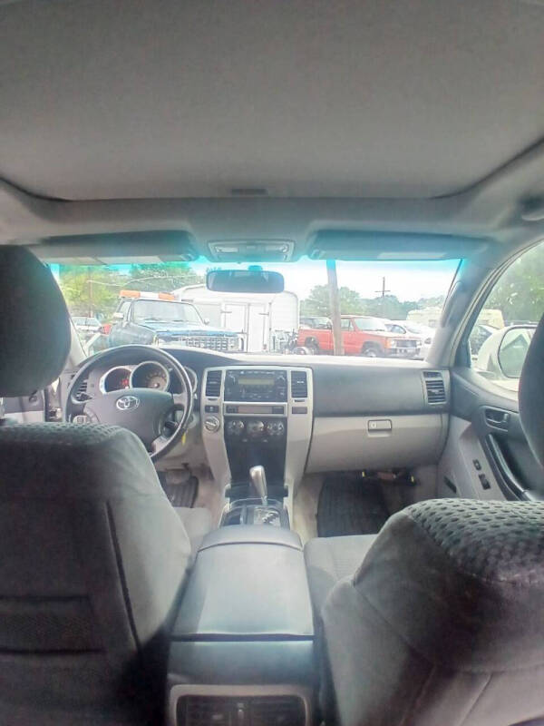 2004 Toyota 4Runner SR5