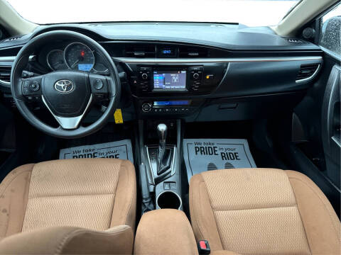 2015 Toyota Corolla LE