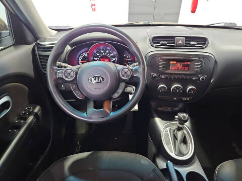 2015 Kia Soul +
