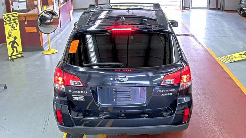 2012 Subaru Outback 2.5i Limited