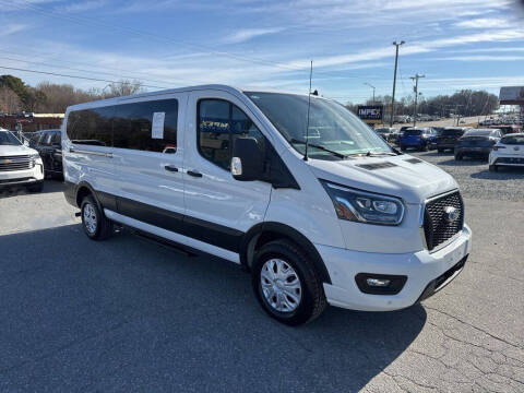 2023 Ford Transit 350 XLT