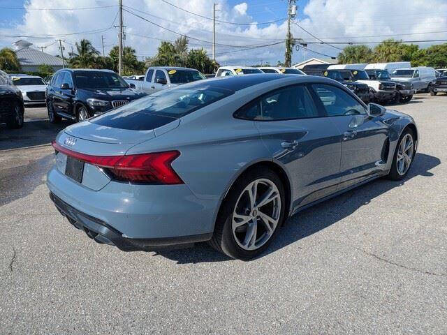 2023 Audi e-tron GT quattro Premium Plus