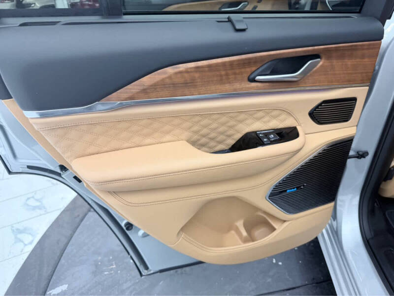 2022 Jeep Grand Cherokee Summit Reserve 4xe