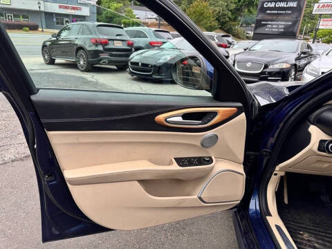 2017 Alfa Romeo Giulia Ti
