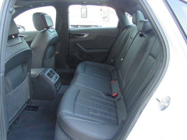 2023 Audi A4 quattro S line Prem Plus 45 TFSI