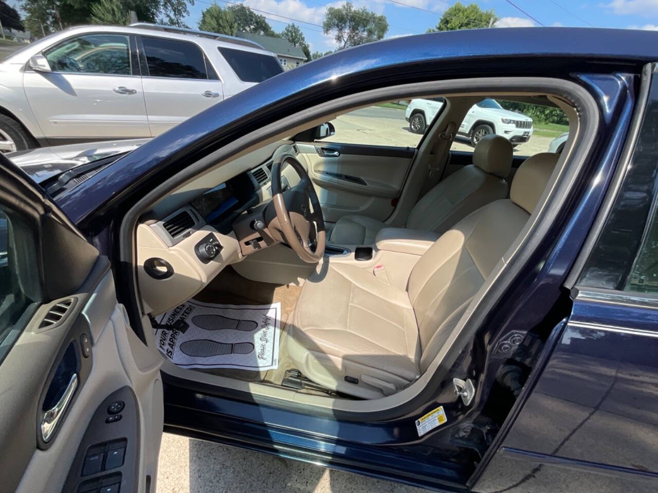 2008 Chevrolet Impala for sale at Auto Connection in Waterloo, IA