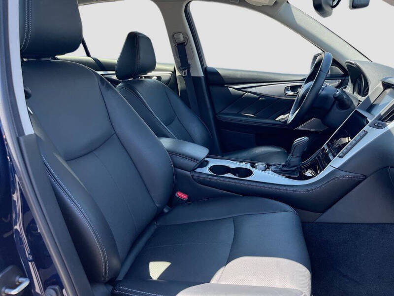 2024 Infiniti Q50 Luxe