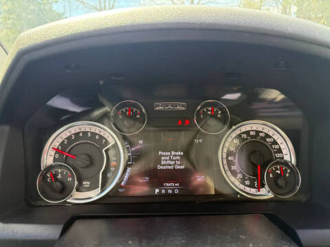 2013 RAM 1500 SLT