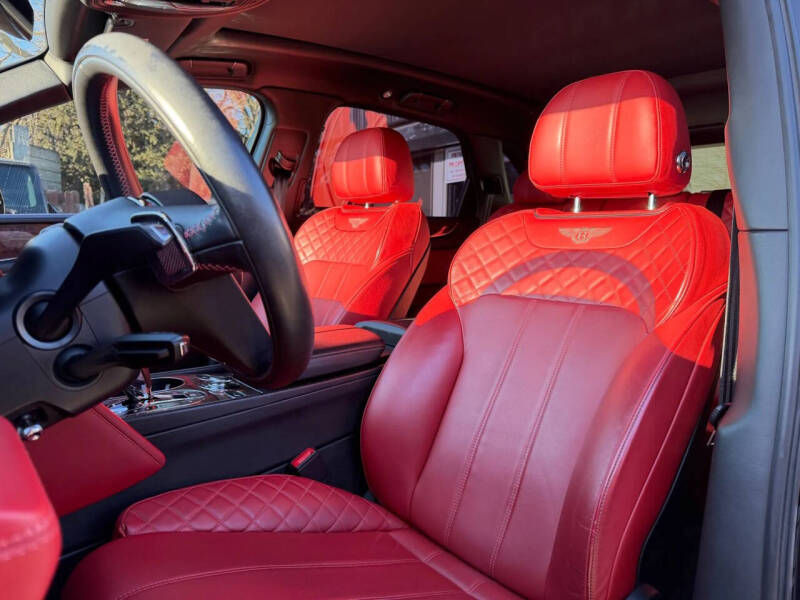 2019 Bentley Bentayga V8