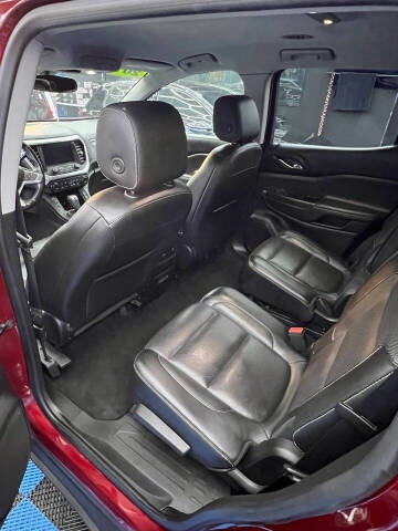 2018 GMC Acadia SLT-1