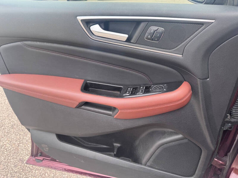 2016 Ford Edge Titanium