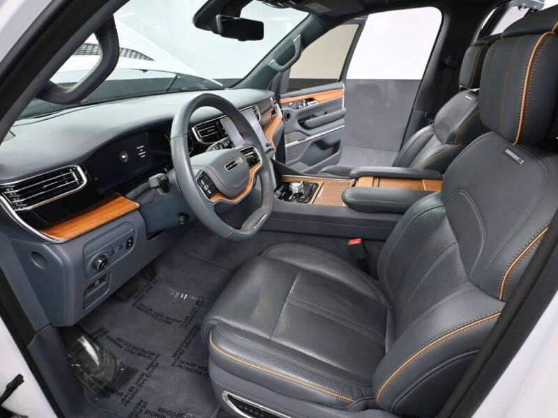 2023 Jeep Grand Wagoneer L Series II