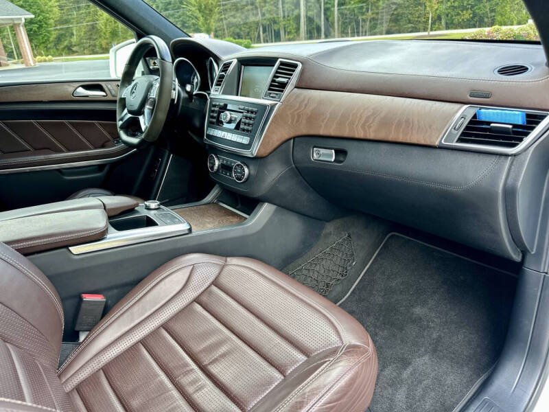 2015 Mercedes-Benz GL-Class GL 63 AMG