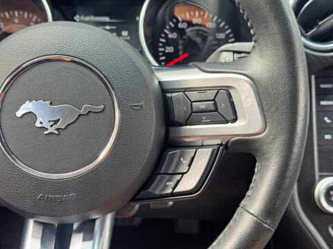 2022 Ford Mustang EcoBoost