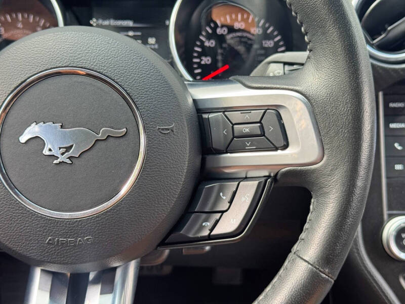 2022 Ford Mustang EcoBoost